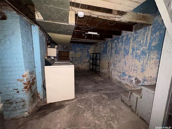 17th image of this home