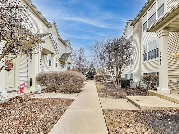 4th image of 2733 Canyon Dr #2733