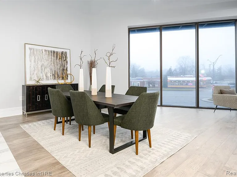 32686 Woodward Ave #E — Photo 3