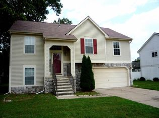 6079 2nd St, Romulus, MI 48174