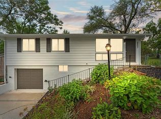 6802 NW 77th St, Kansas City, MO 64152