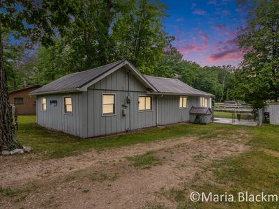 2916 S Staines Rd, Stanton, MI, 48888