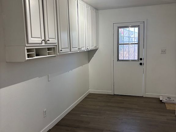 5th image of 3903 S Juniper St