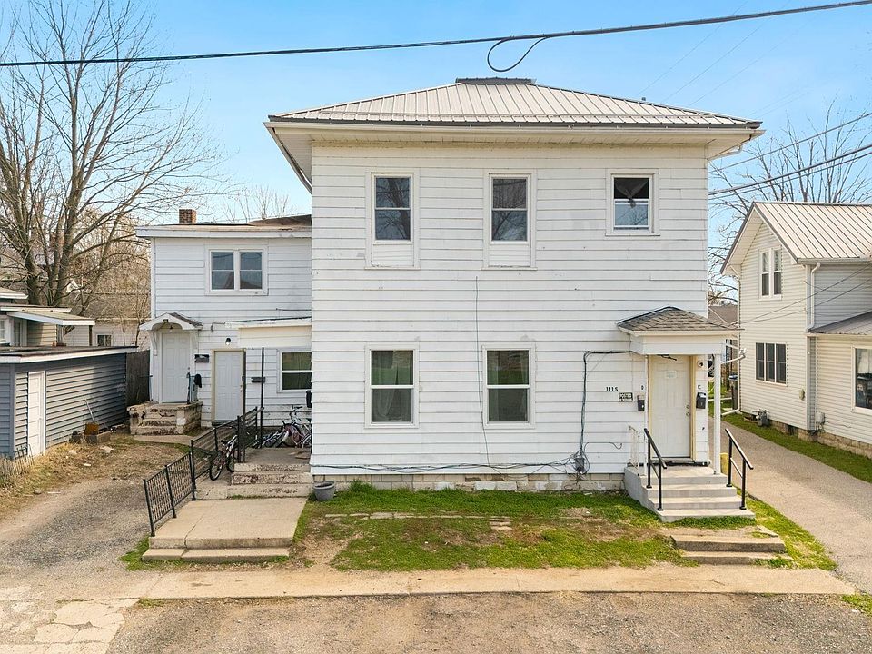 1st image of 109 S Wood St