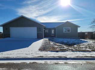 1402 Estes Ln, Gillette, WY 82716