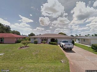 1908 Greenlawn Dr, Englewood, FL 34223