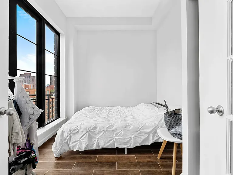 2147 2nd Ave #PHA — Photo 10