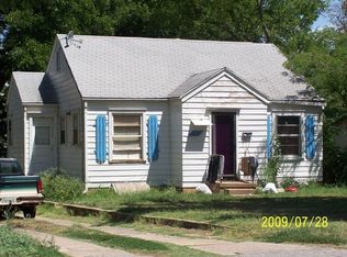 1417 S 7th St, Chickasha, OK 73018