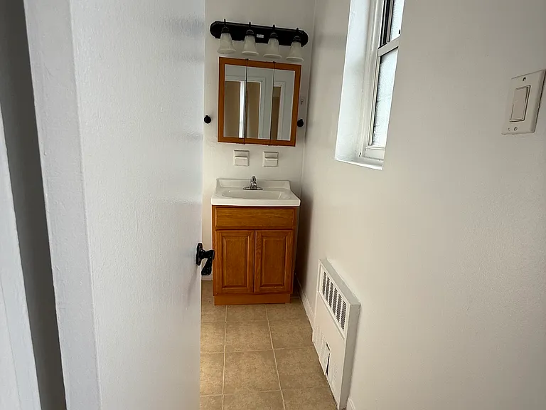 41 Hamilton Ave #7L — Photo 9