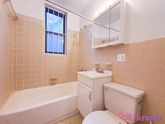 Rented by MAPT Residential LLC | media 14