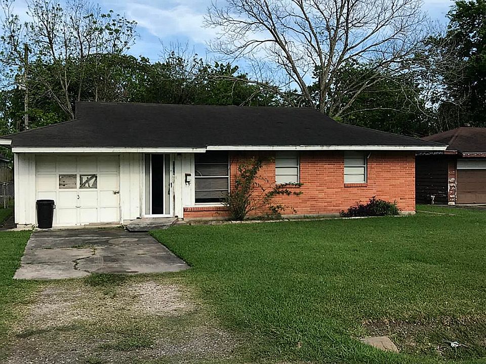 1st image of 1306 Natchez Dr