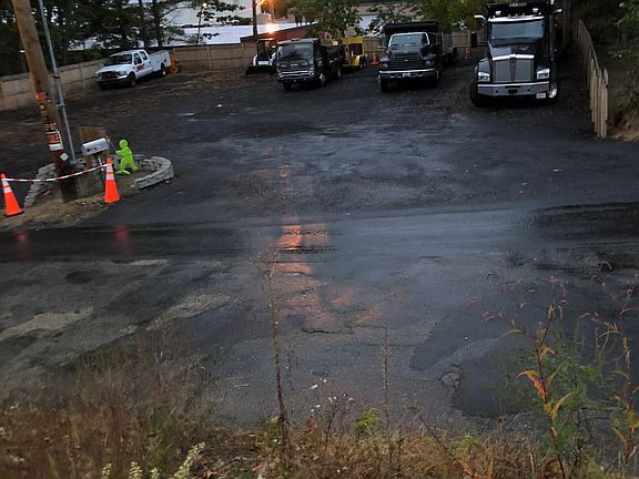 5th image of 126 Jackson Ave