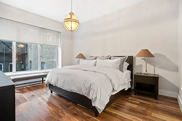 Sold by Douglas Elliman | media 24