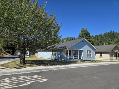 821 8th St, Scotia, CA, 95565