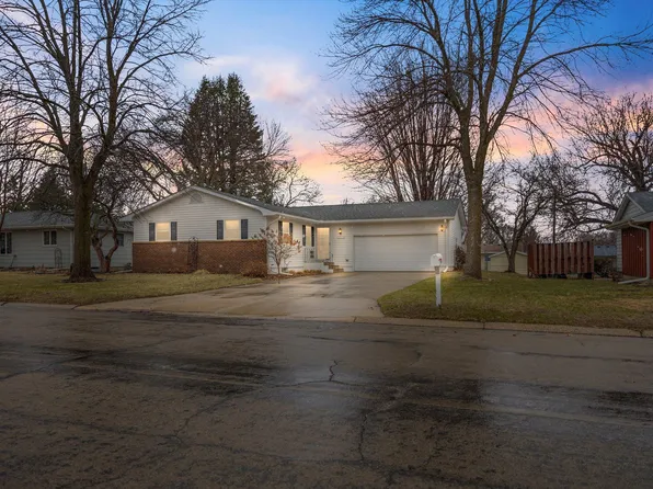 1400 Mitchell Dr, Faribault, MN 55021