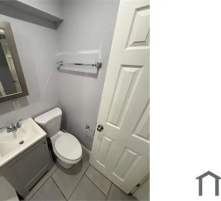 3311 18th Ave S #7 — Photo 2