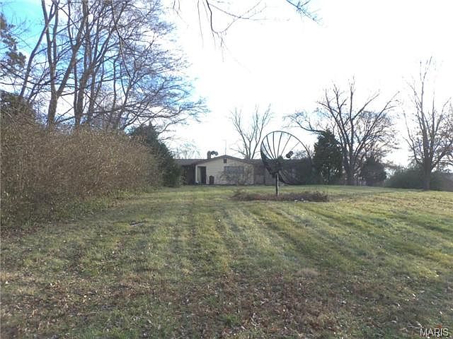 2nd image of 4947 Ringer Rd