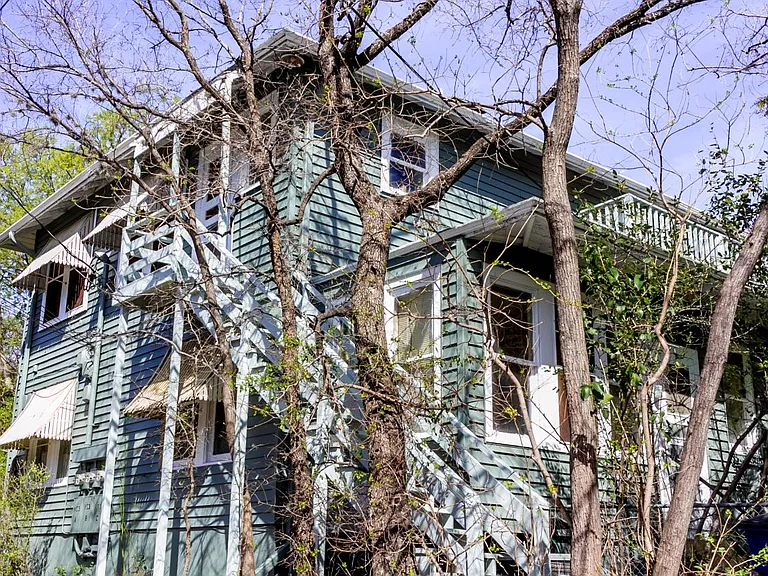 1103 W 22nd St #B — Photo 9