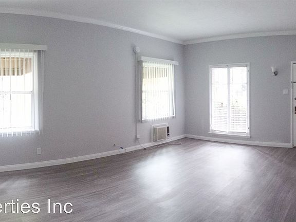 5th image of 4255 Garthwaite Ave