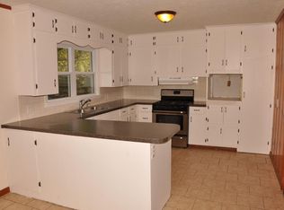 121 Gibson Ave, Berryville, AR 72616