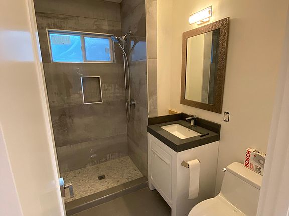 3rd image of 1626 25th Ave #2