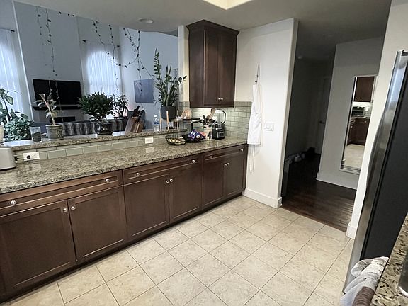 5th image of 7249 Franklin Ave Unit 405