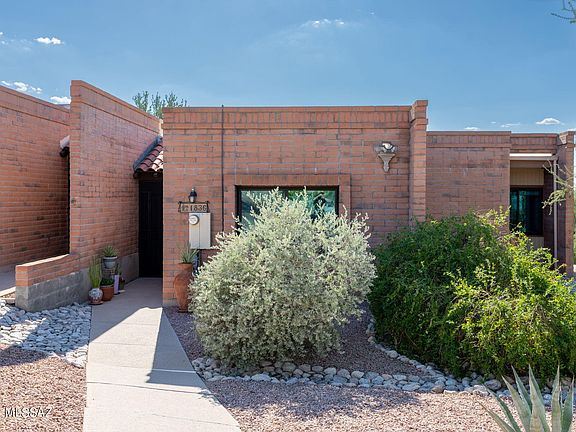 2nd image of 1836 W Dalehaven Cir