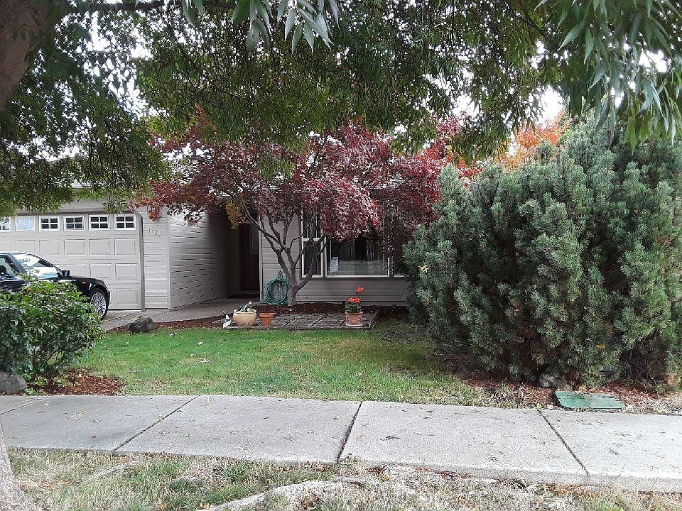 1st image of 1941 McKenzie Dr