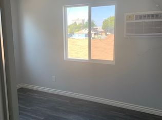 762 1/2 E 50th St, Los Angeles, CA 90011