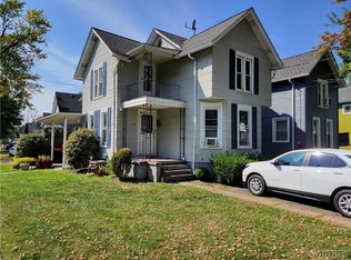 4 Vine St, Lockport, NY 14094