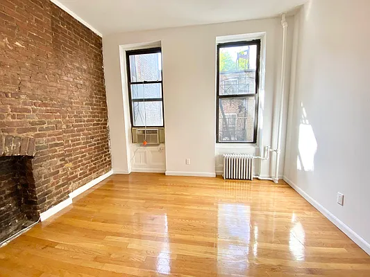 Rented by JM Preston Properties LLC | media 33