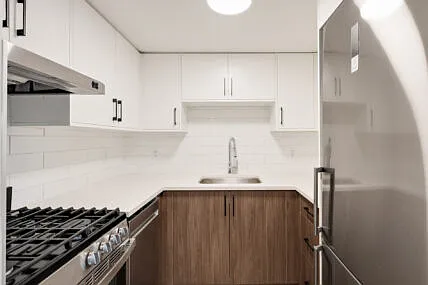 435 Lampson St #103 — Photo 9