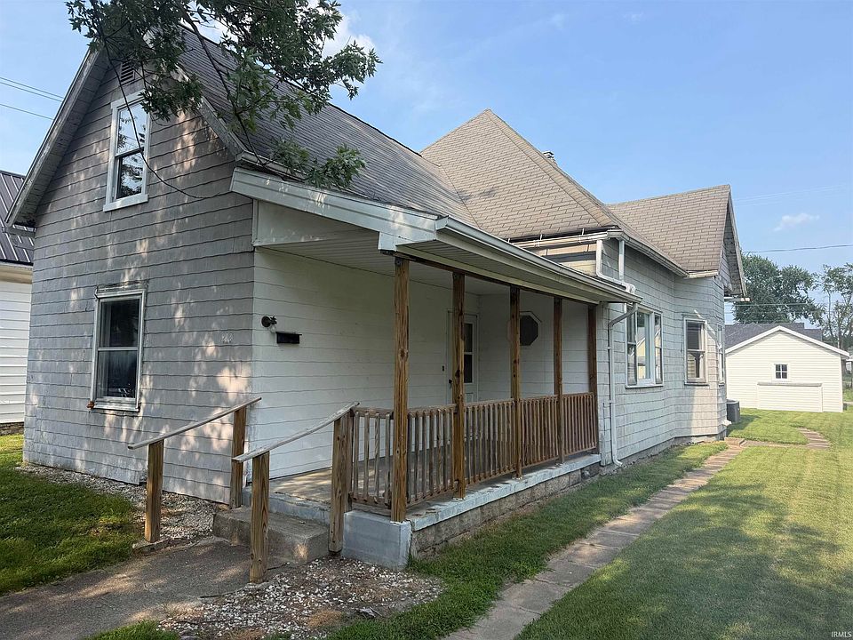 1st image of 218 N G St