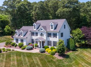 9 Turnstone Road, Essex, CT 06426