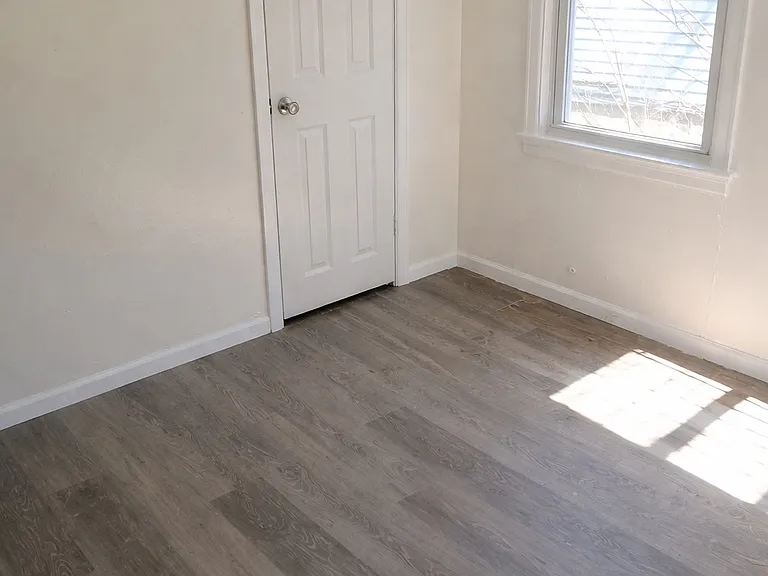 6921 E 4th Ave — Photo 11