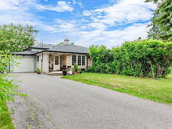 2nd image of 80 Sherwood Forest Dr