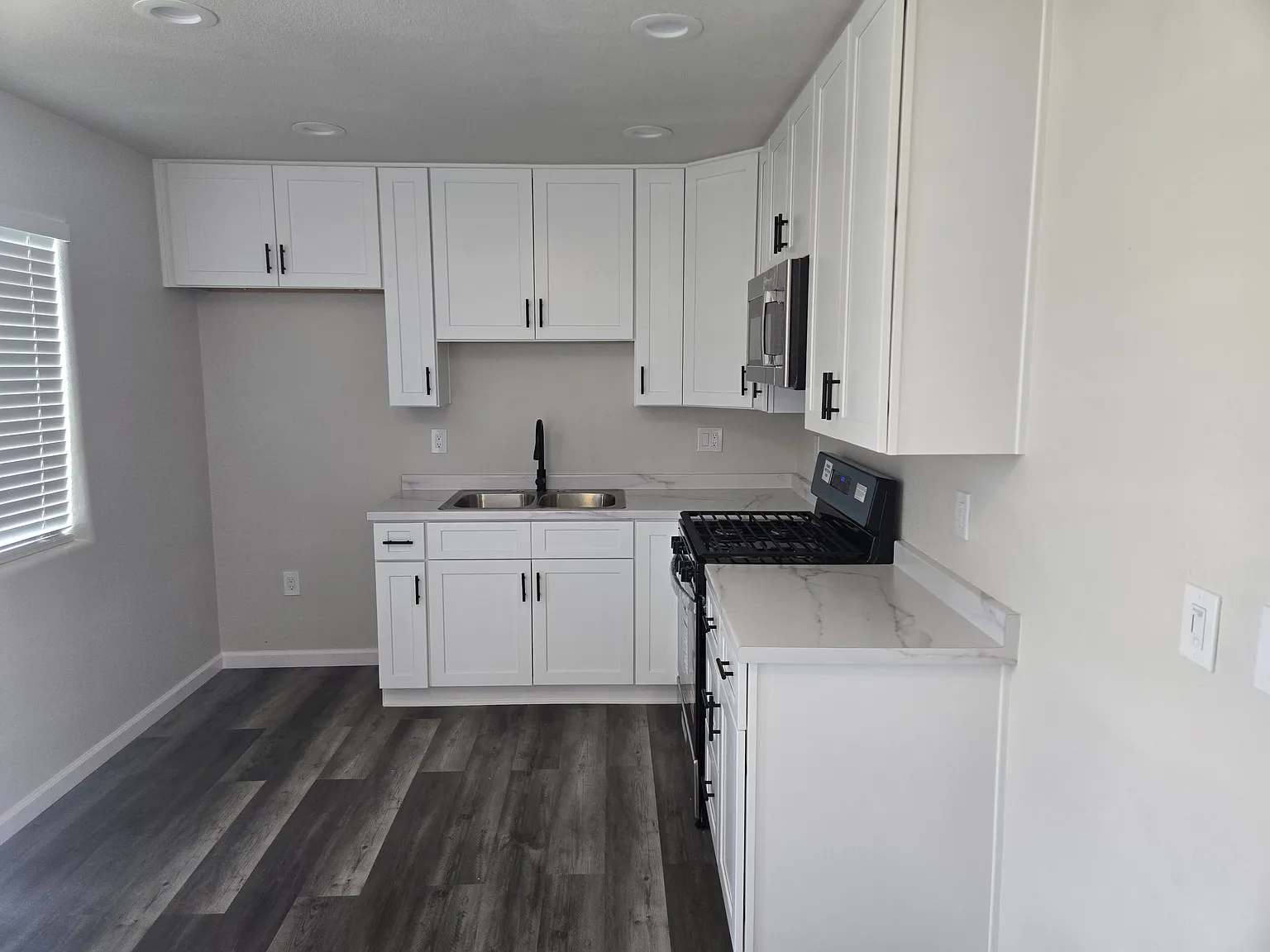 707 N 5th St — Photo 2