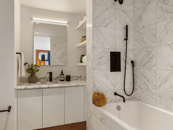 111 4th Avenue image 14 of 17