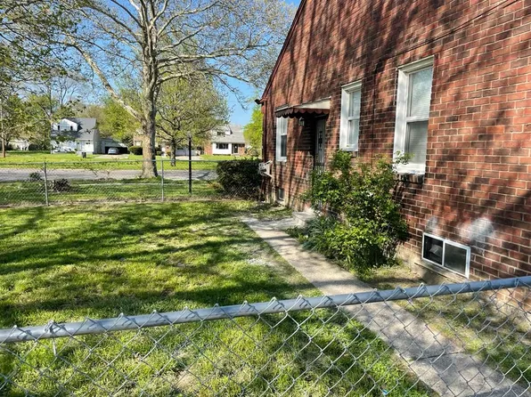 19404 Moross Rd, Detroit, MI 48224