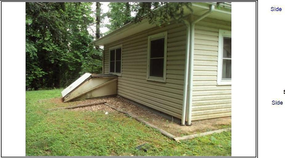 1st image of 437 N Lakeside Dr