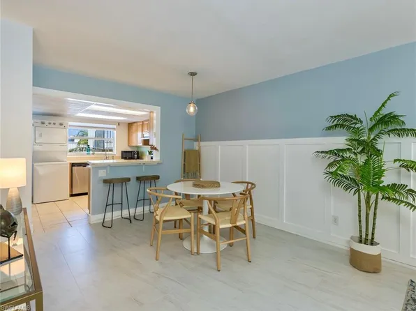 1100 8th AVE S #204A, NAPLES, FL 34102