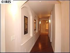 5th image of 1120 Delaware St #506
