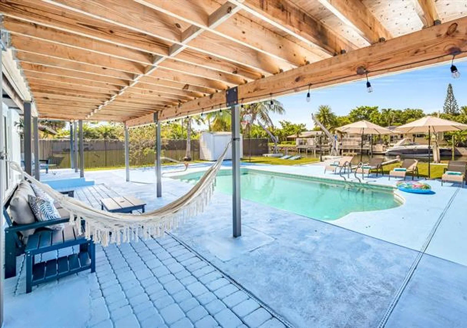 1875 Keystone Blvd # 1875, North Miami, FL 33181 — Photo 3