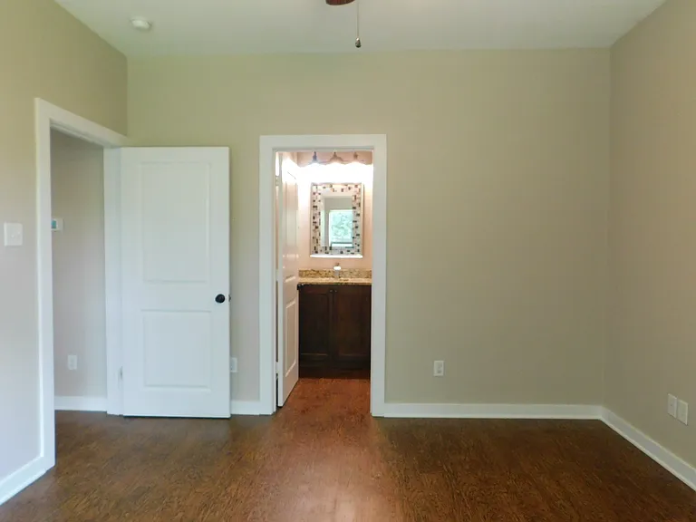 673 Copenhavr St — Photo 11