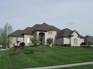 10814 Waterbury Ridge Ln, Dayton, OH 45458