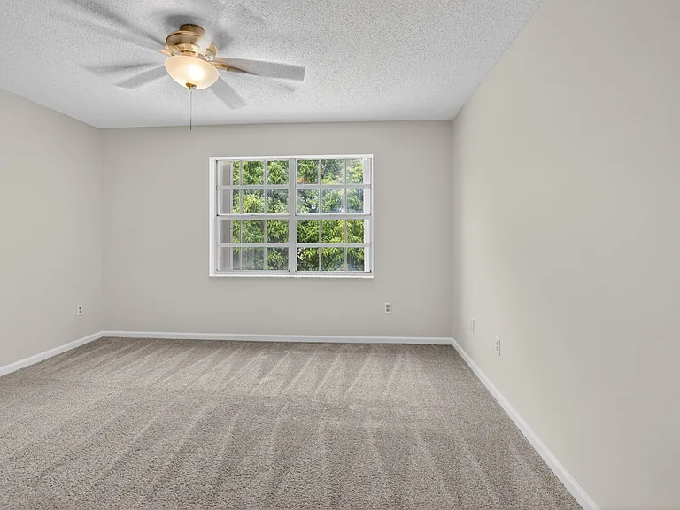 1751 Banyan Creek Ct — Photo 10