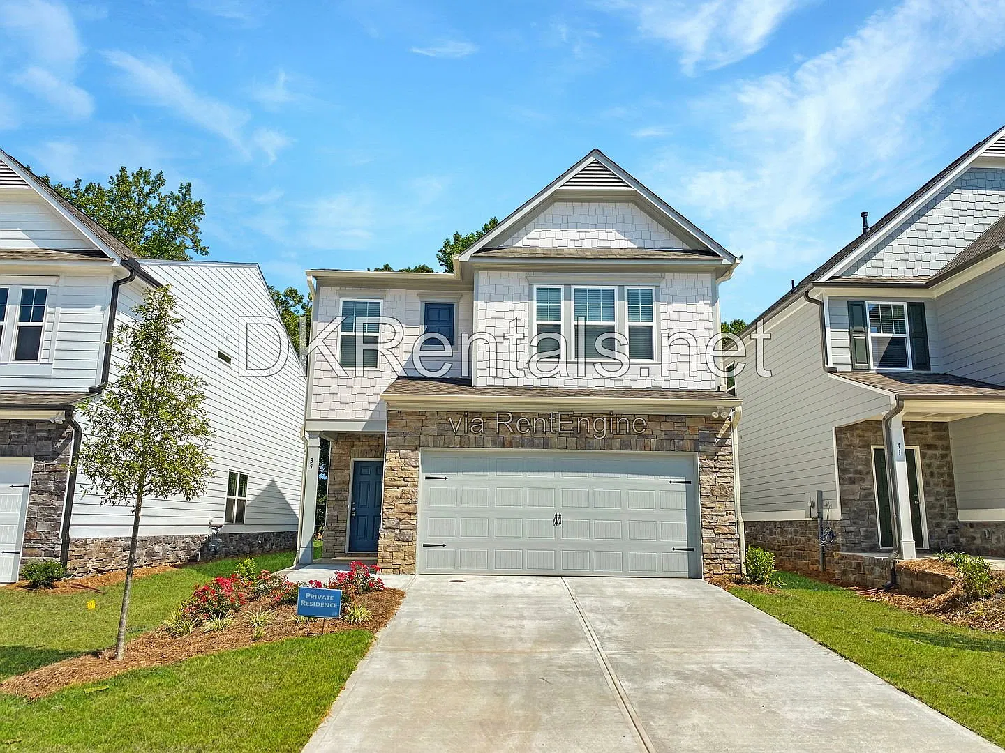 4 bed, 2.5 bath, 2209 sqft, $2,150 — Photo 2