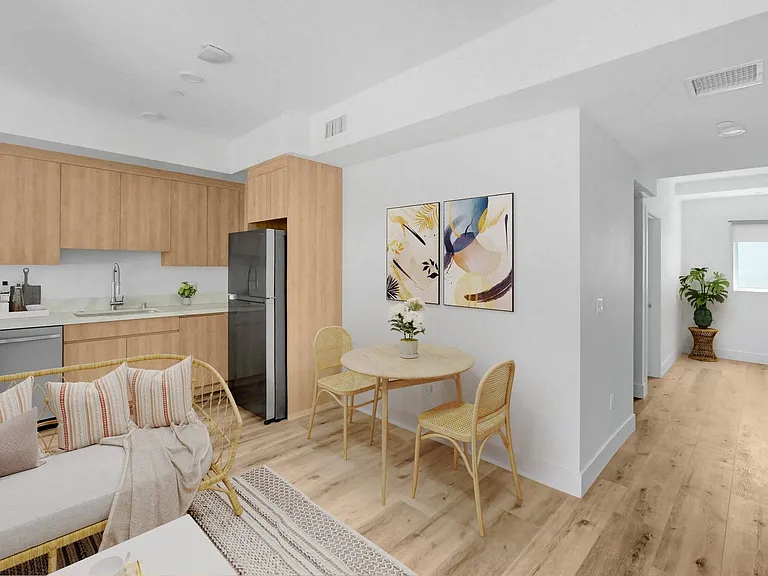 The Bay Apartment Homes — Photo 35