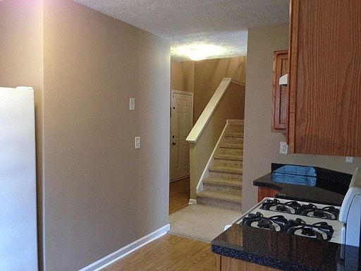 4th image of 1730 Township Ter