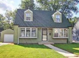 518 S Alfred Ave, Elgin, IL 60123